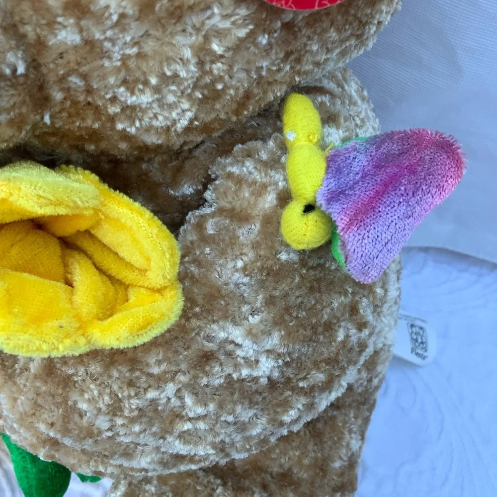 Fiesta‎ Hawaii plush chenille bear with hat holding yellow flowers